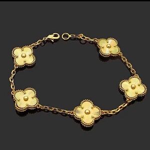 Gold plated Four Leaf Clover Luxury Bracelet